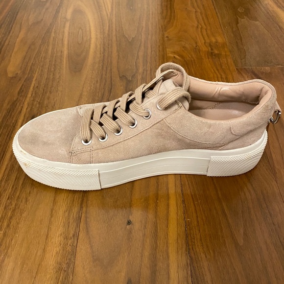 Kendall + Kylie Sneakers - Picture 6 of 6